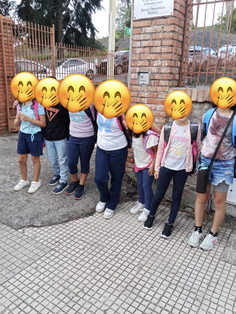 初Sicilia小学校へ シチリア小学校